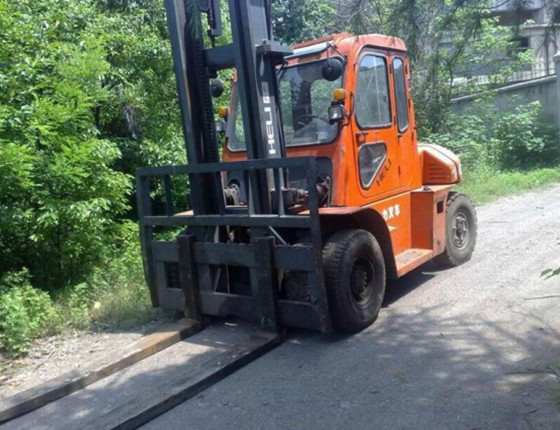 �Ϸʶ��ֲ泵����